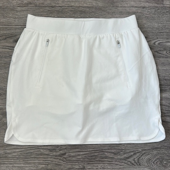 Talbots Pants - NWT T by Talbots Everyday Stretch Skort White